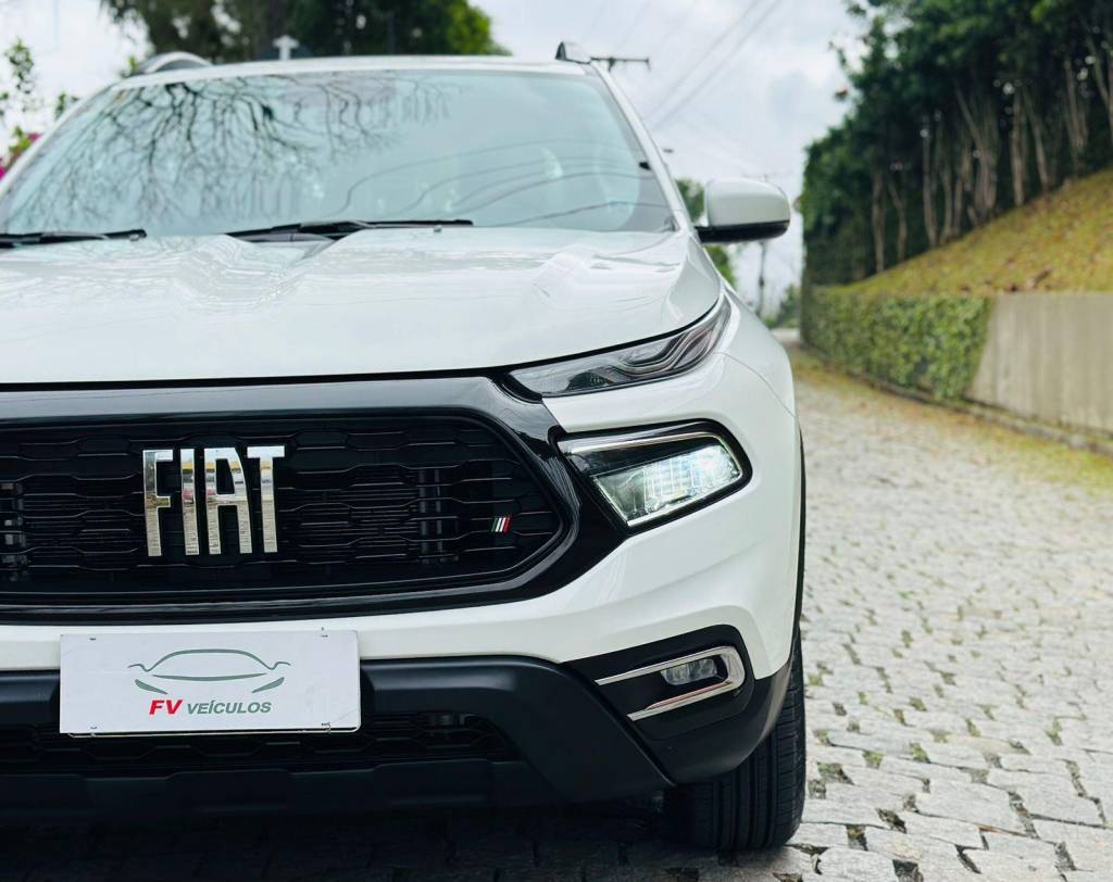 Fiat Toro Freed t270 at6    2024