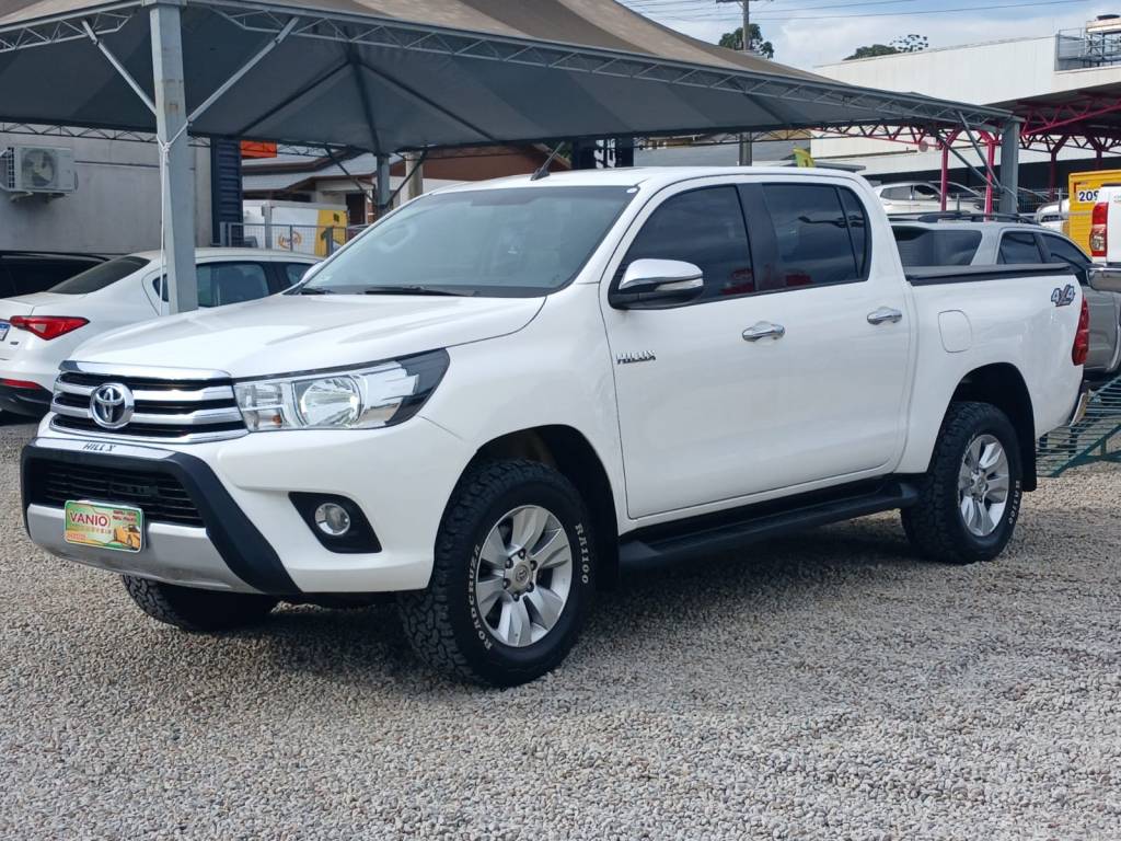 Toyota Hilux SRV 2.8 TDI Diesel Aut.    2017