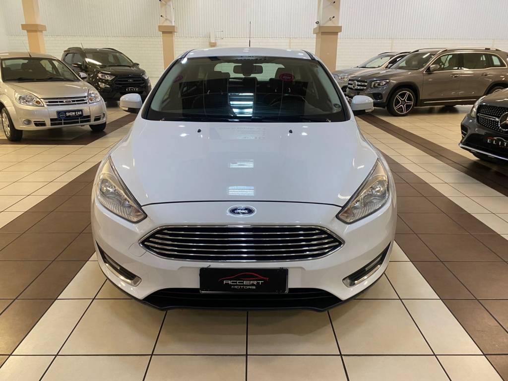 Ford Focus 2.0 titatita plus flex aut. 12v    2016