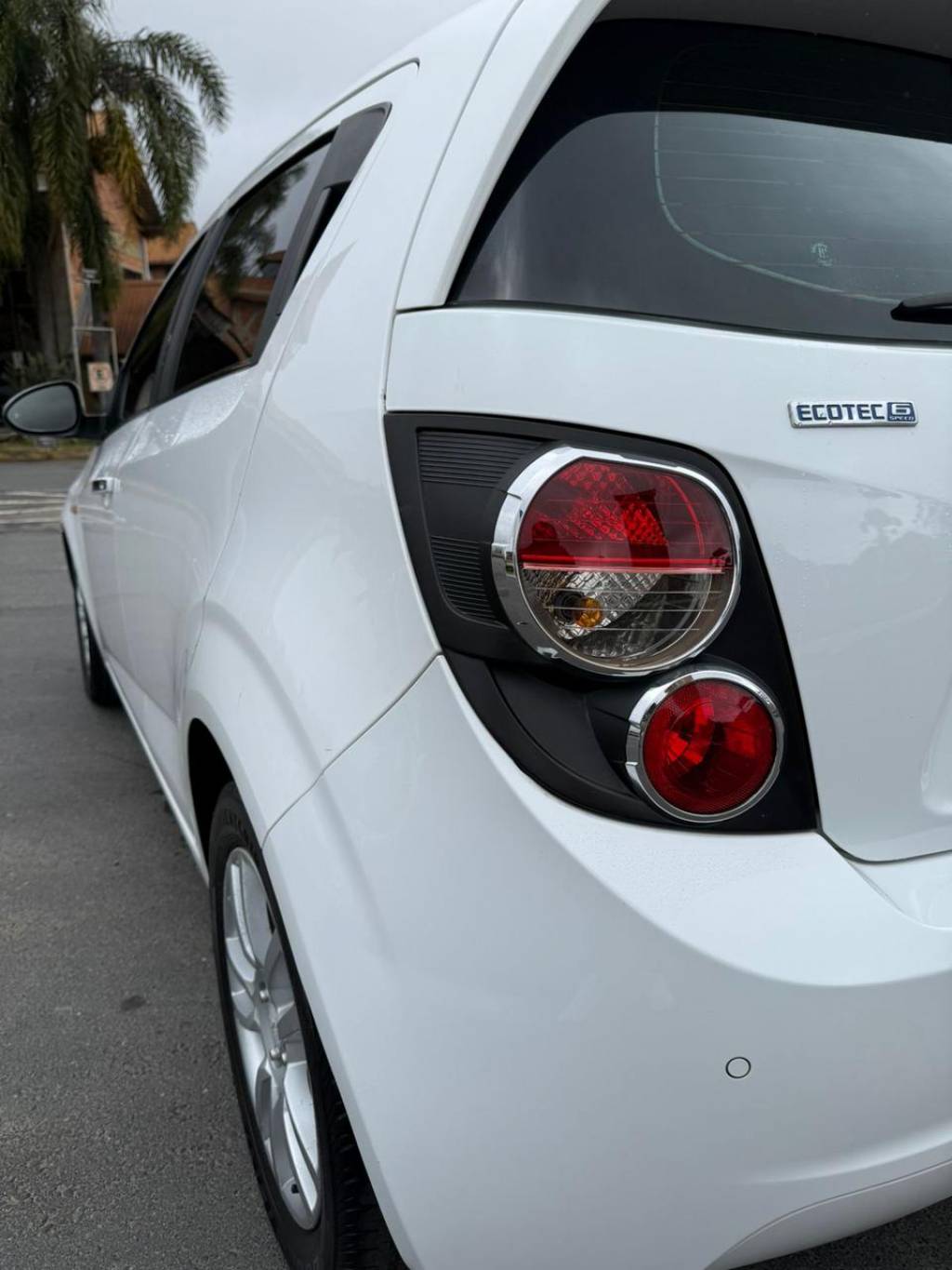 Chevrolet Sonic 1.6 16v flexpower 5p aut.    2014