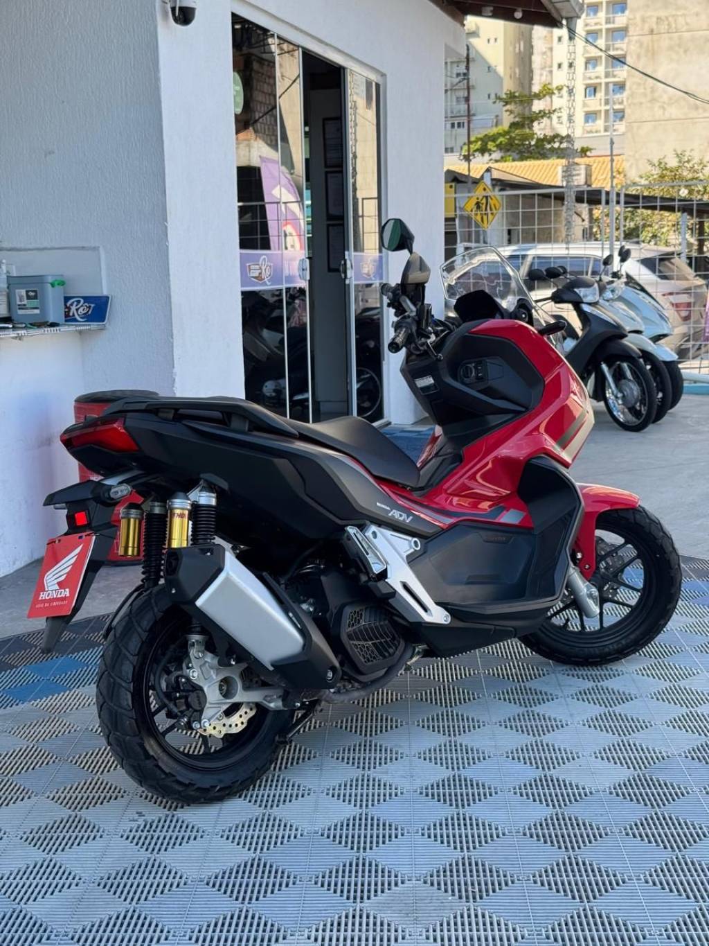 Honda X-ADV     2024