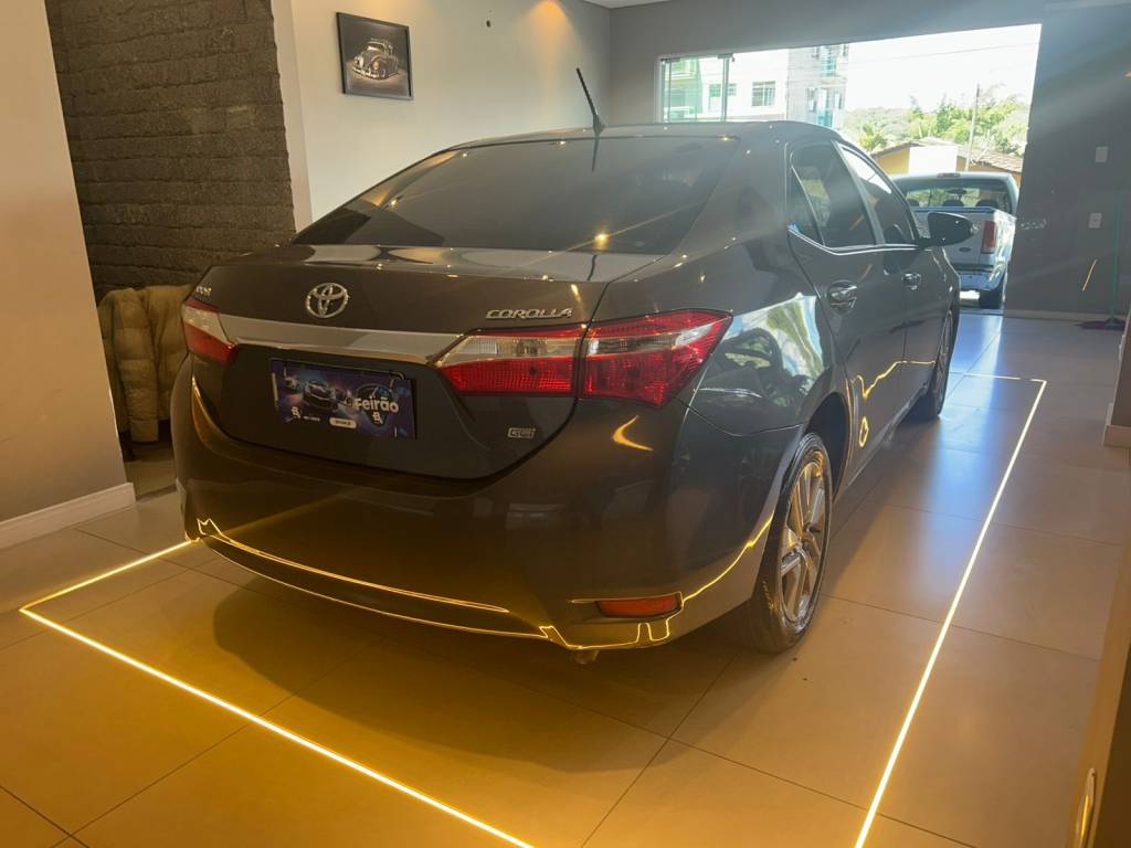 Toyota Corolla 1.6 gli flex aut. 16v    2016