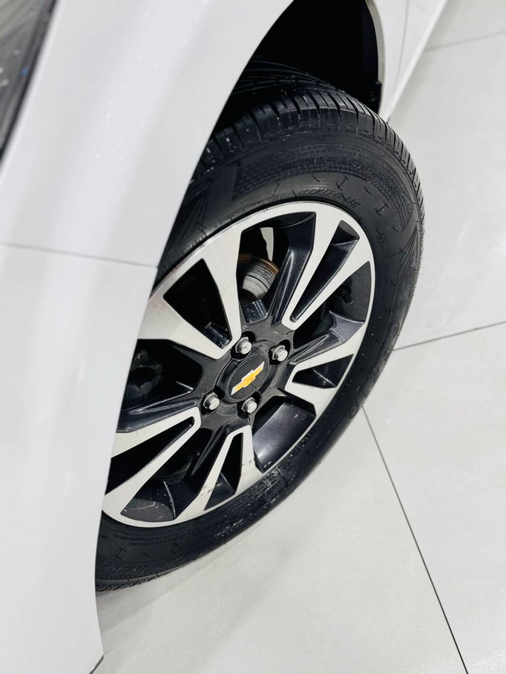 Chevrolet Onix 1.4 8v flexpower 5p aut.    2015