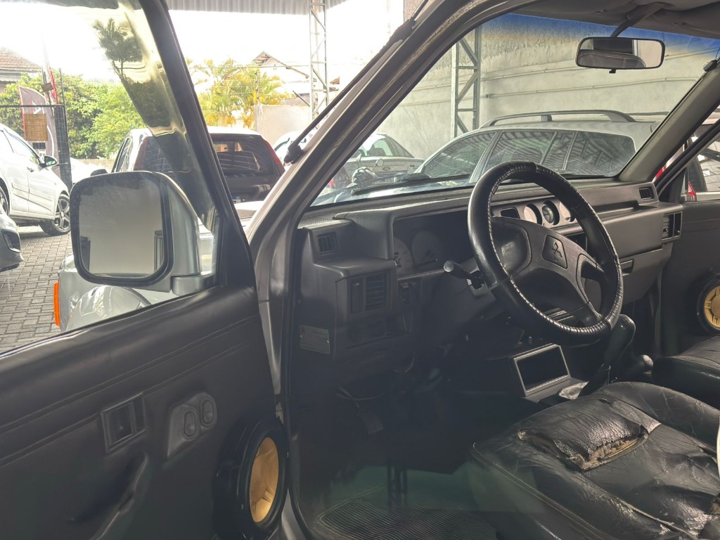 Mitsubishi L200 2.5 gls turbo diesel 4x4    2002