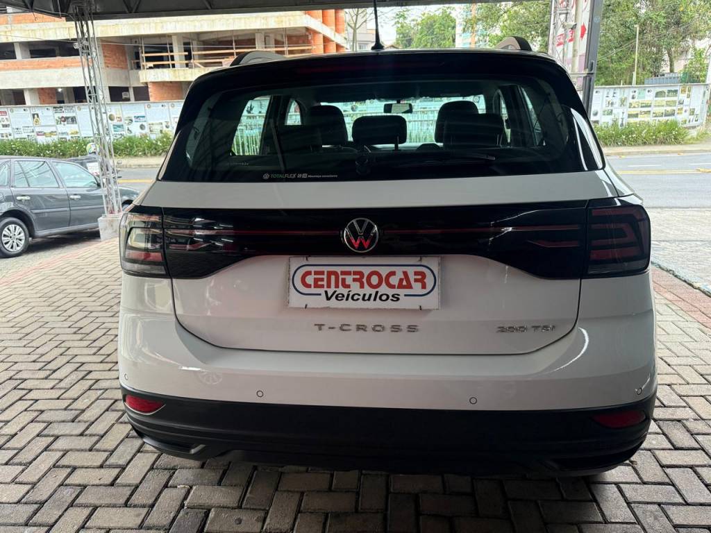 Volkswagen T-Cross 1.0 200 tsi flex aut.    2024