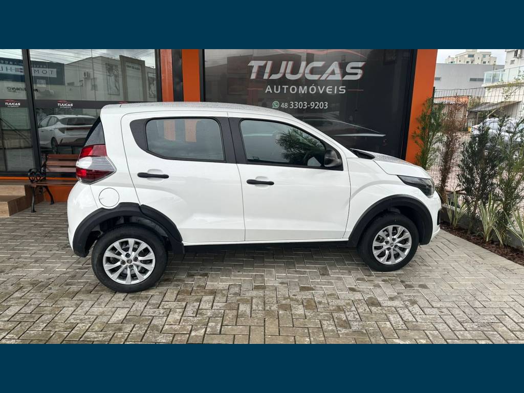 Fiat Mobi 1.0 fire flex 5p.    2022