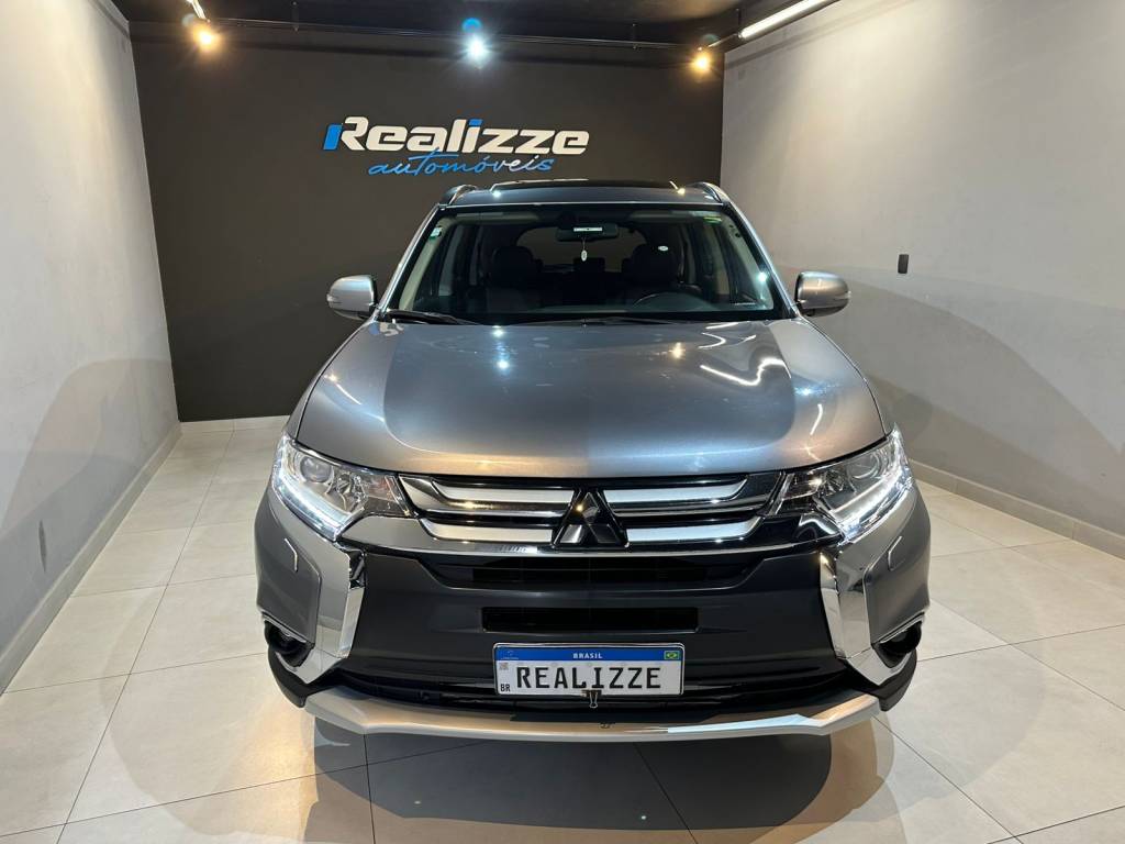 Mitsubishi Outlander 2.0    2016