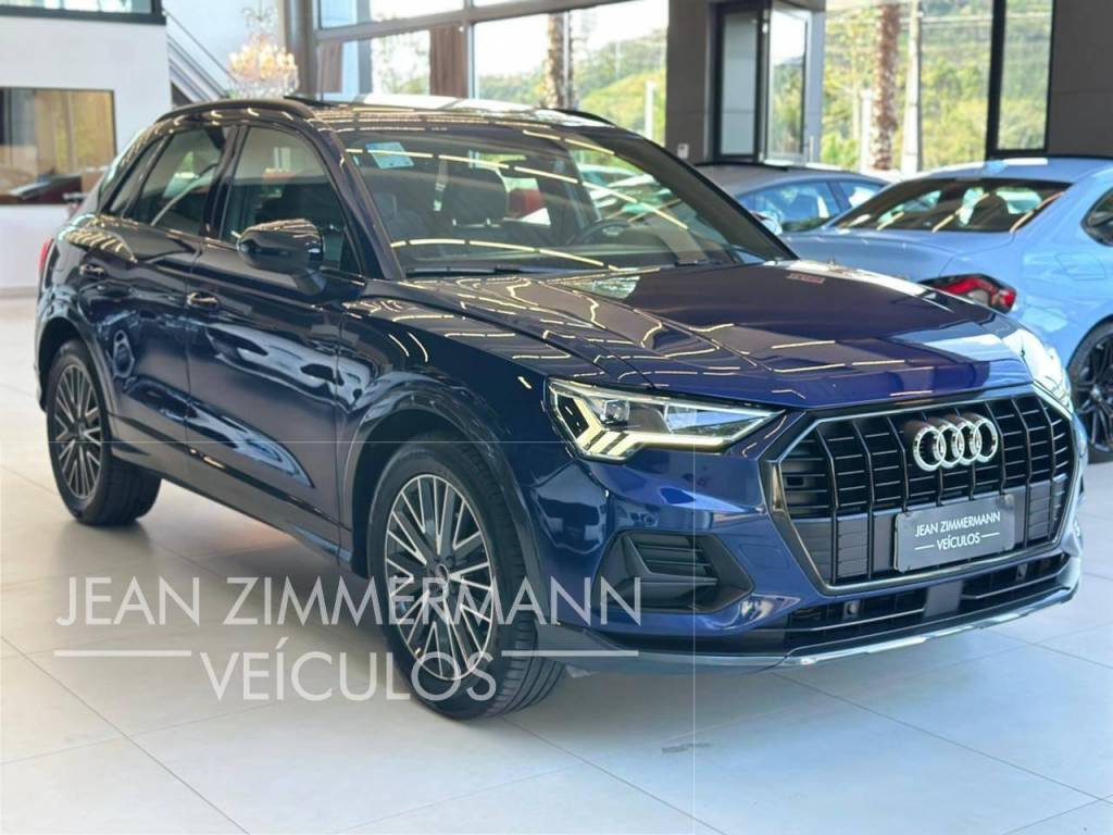 Audi Q3 Black Ed. 1.4 TFSI Flex/Black S-tron.    2021