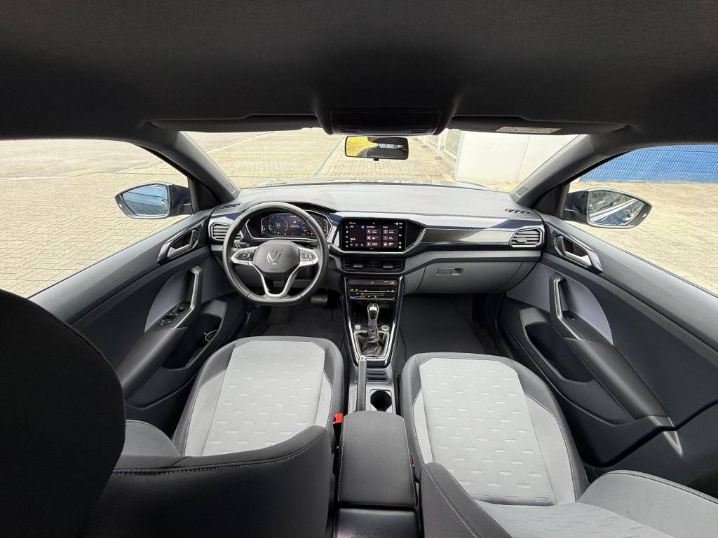 Volkswagen T-Cross Cl tsi    2024