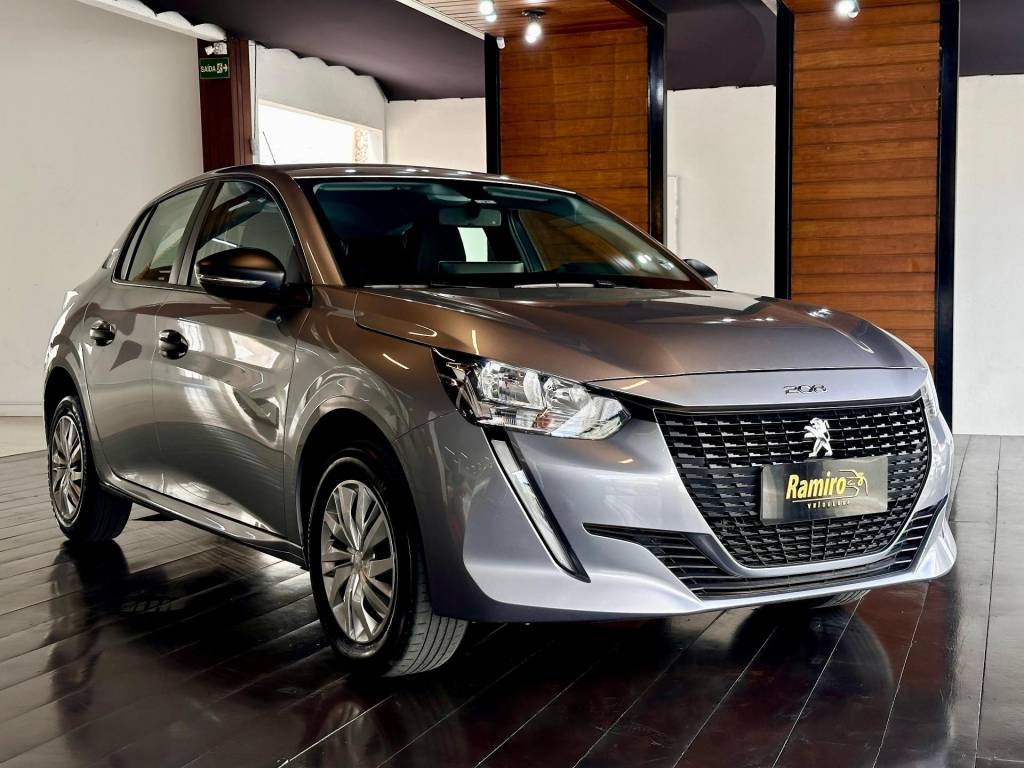 Peugeot 208 /  LIKE MT    2024