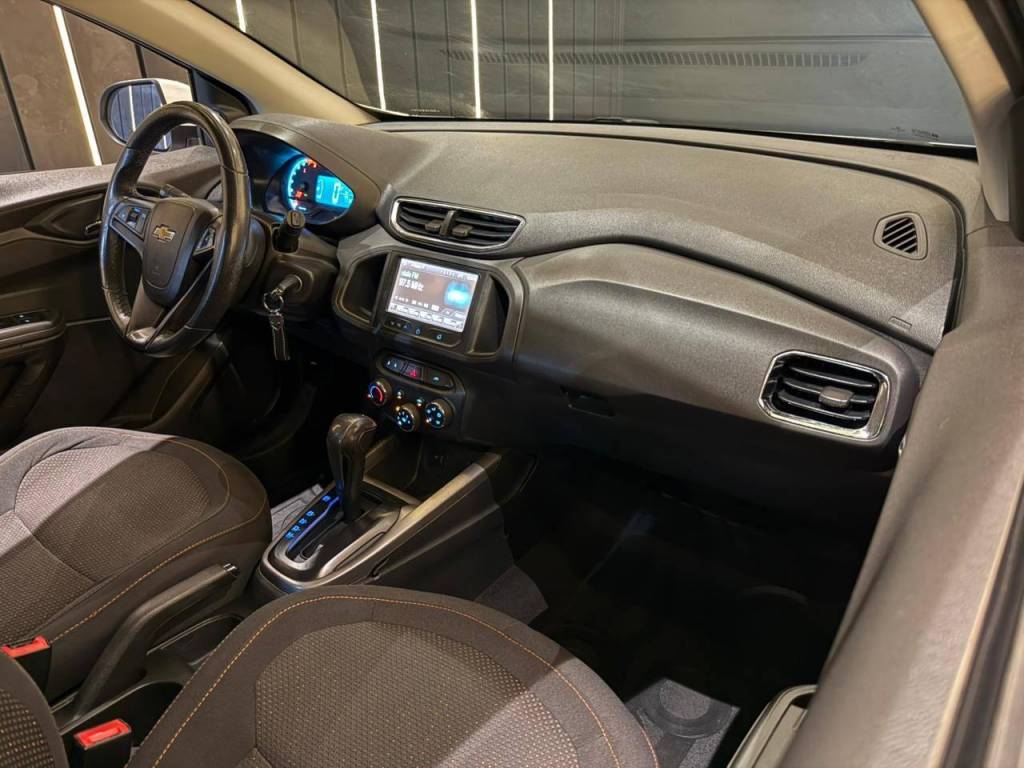 Chevrolet Onix Hatch ltz 1.4 8v flexpower 5p aut.    2015