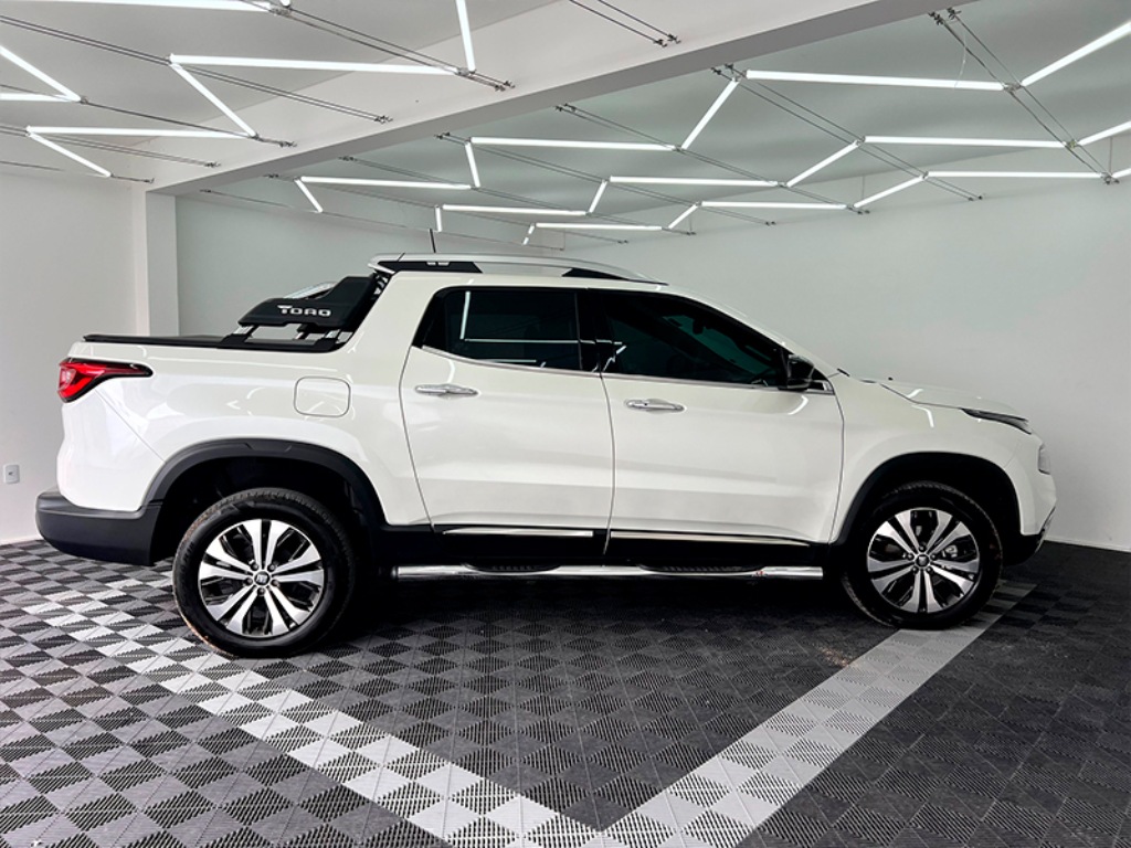 Fiat Toro Volcano 4x2 t270 1.3 turbo aut. flex - sxc2e26    2025