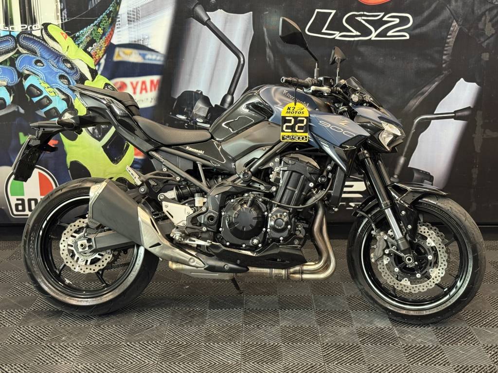 Kawasaki Z 900    2022