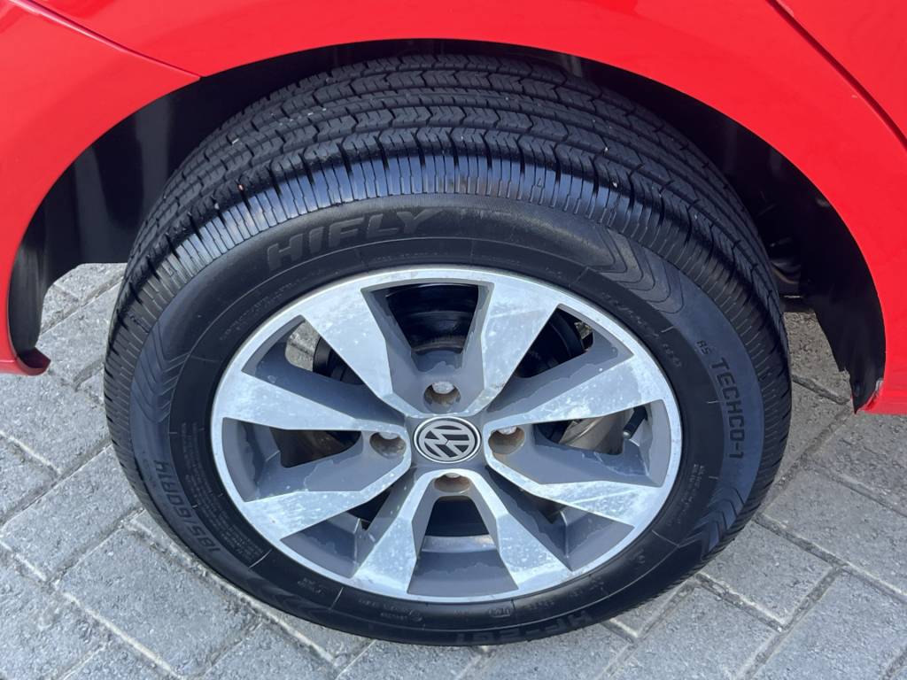 Volkswagen Gol 1.0 (novo) mi total flex    2014