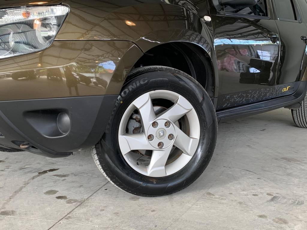 Renault Duster 16 E 4X2    2015