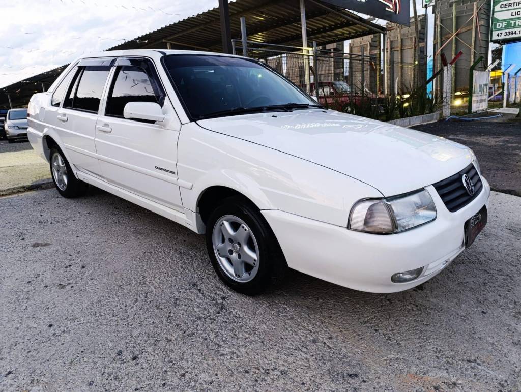 Volkswagen Santana Sedan    2004