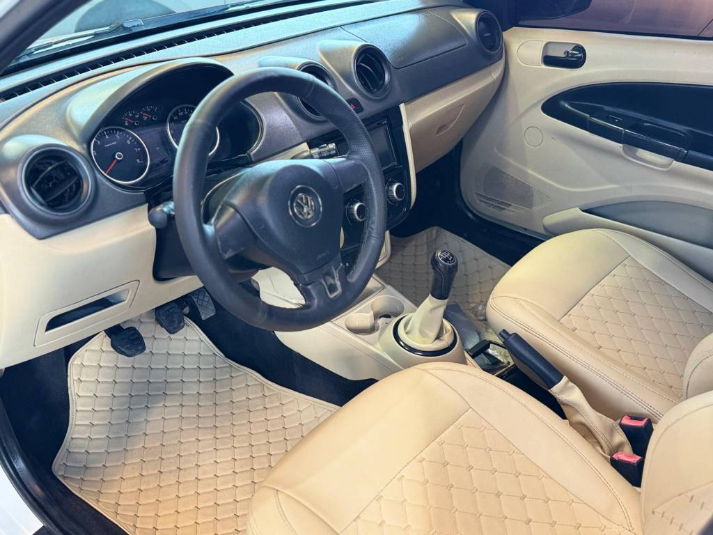Volkswagen Saveiro 1.6 cross mi total flex ce 8v    2013