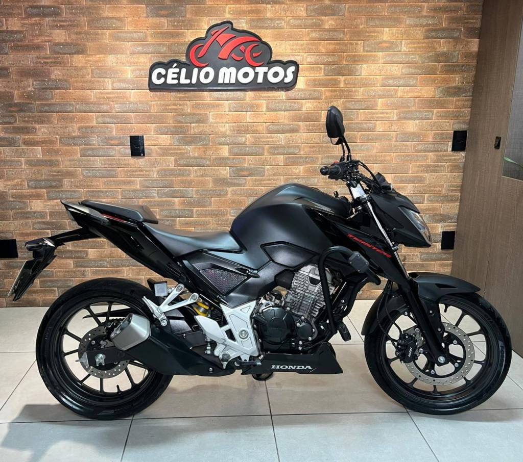 Honda CB 300 TWISTER ABS    2024