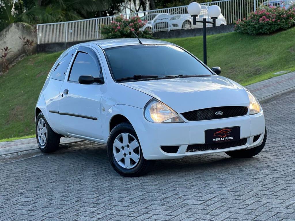 Ford KA GL 1.0i Zetec Rocam    2005