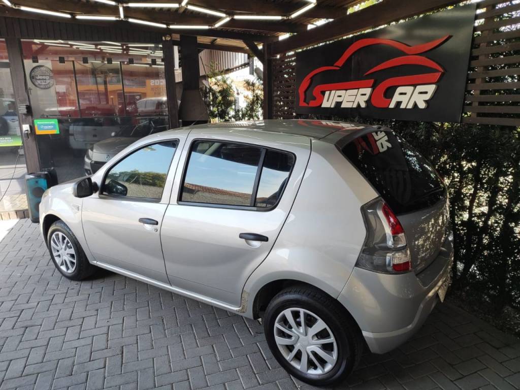 Renault Sandero Expression hi-flex 1.6 8v 5p    2014