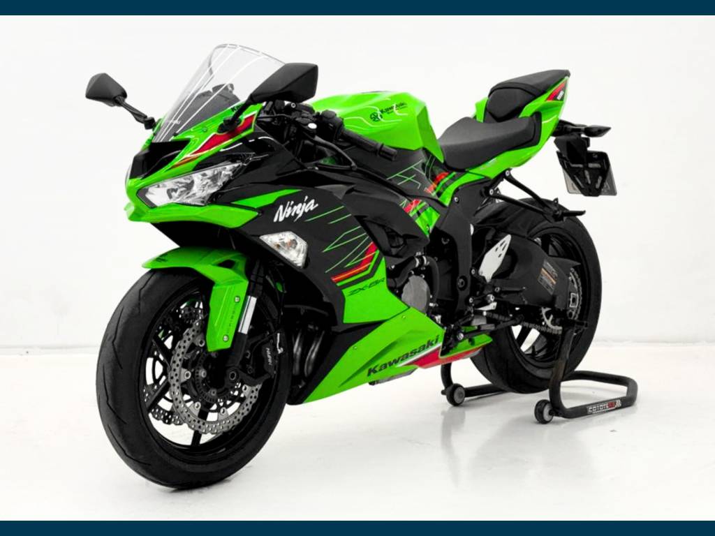 Kawasaki Ninja ZX-6R 636cc 2023 em São José - Catarina Carros