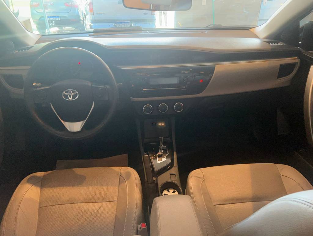 Toyota Corolla 1.6 gli flex aut. 16v    2016