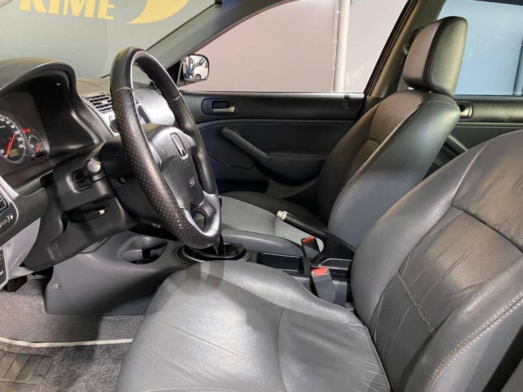 Honda Civic Lx 1.7    2003