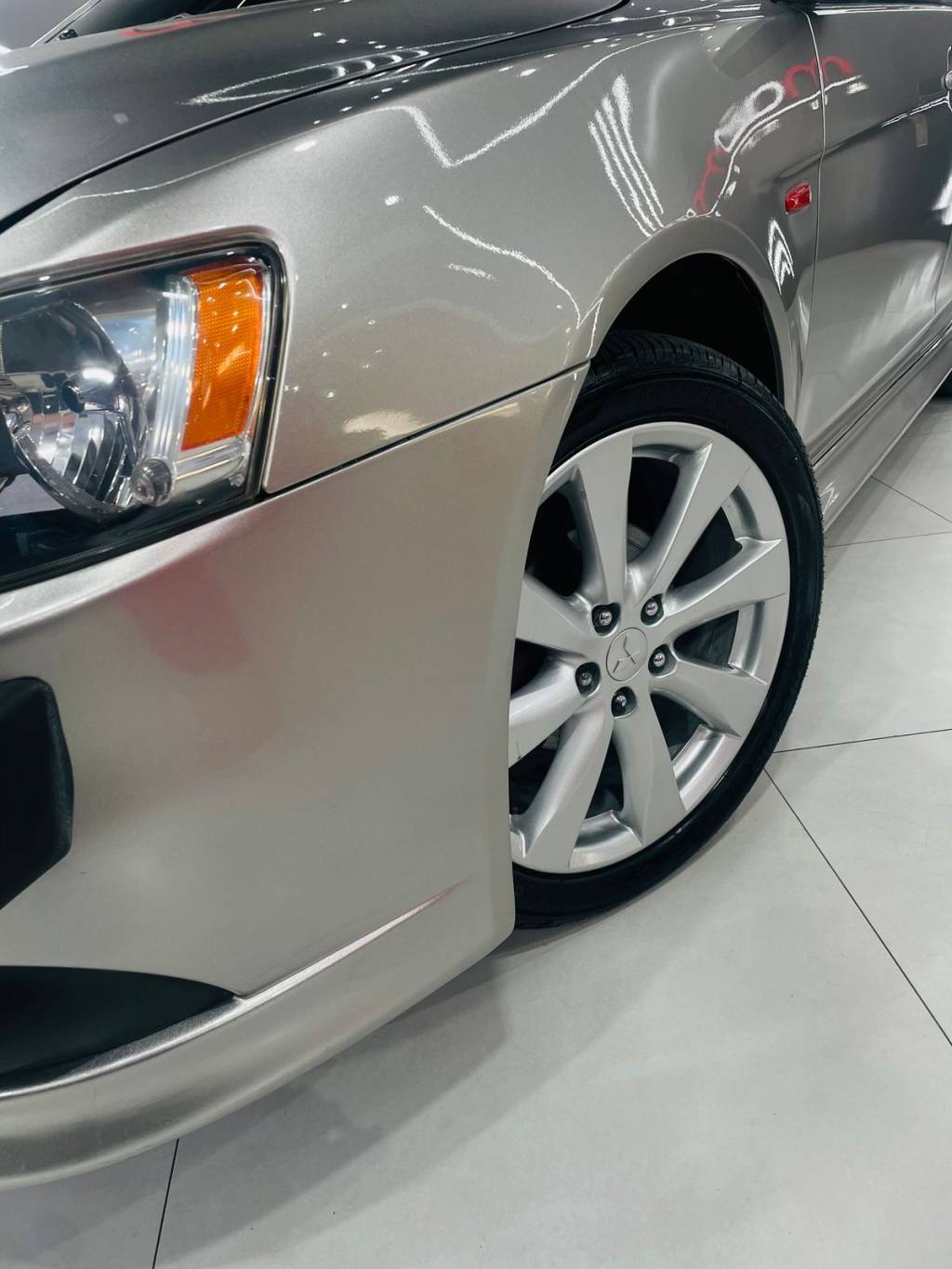 Mitsubishi Lancer 2.0 16v 160cv aut.    2012