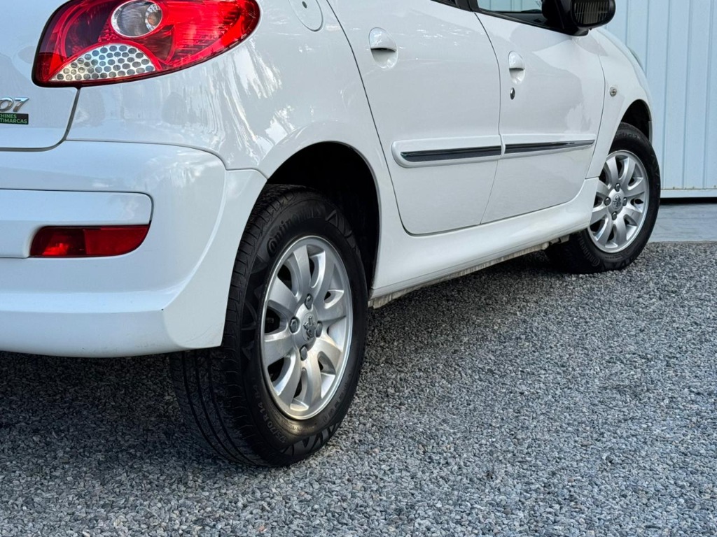 Peugeot 207 Xr sport    2012
