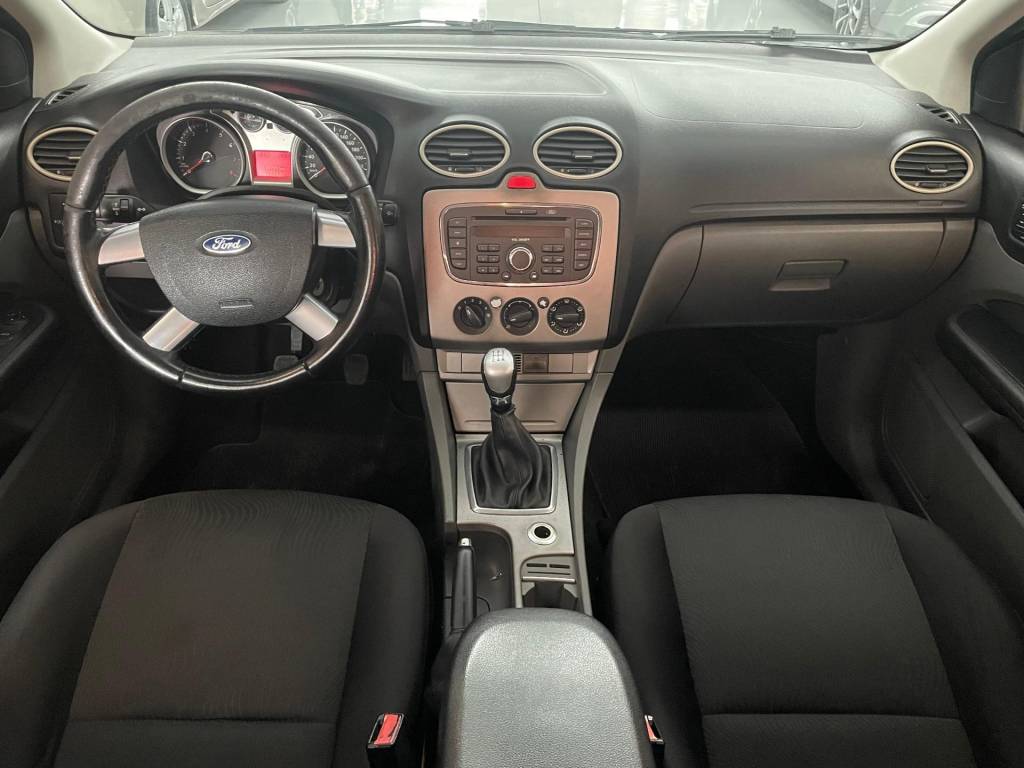 Ford Focus 1.6 s/se/se plus flex 8v/16v  5p    2012