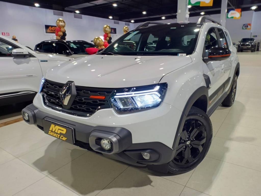 Renault Duster ICOUT TCE    2026