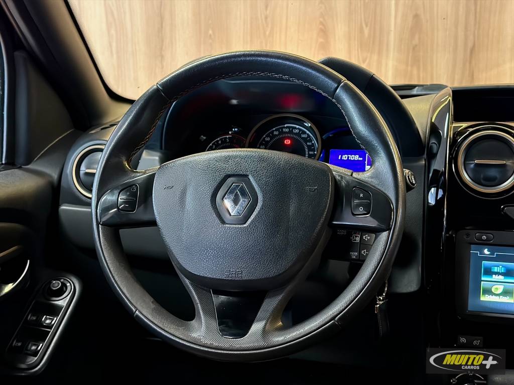 Renault Duster 2.0 dynamique aut.    2016