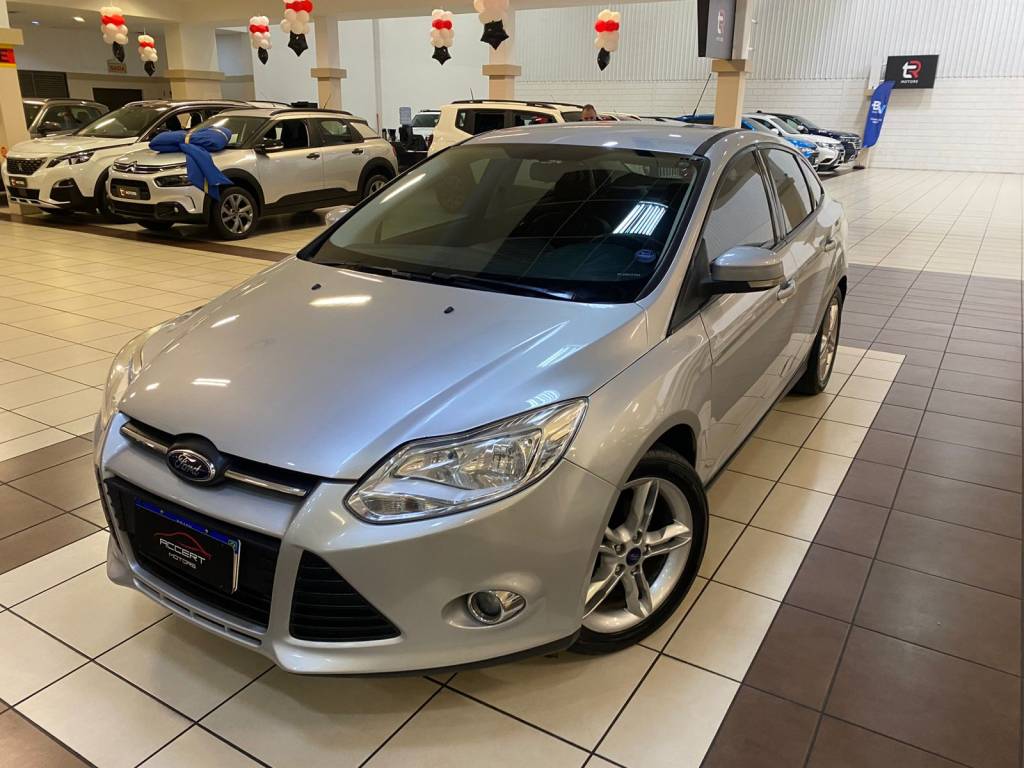 Ford Focus 2.0 8V    2015