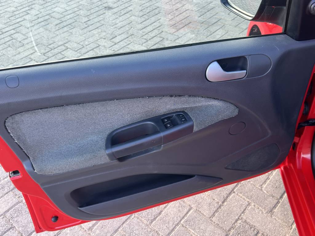Volkswagen Gol 1.0 (novo) mi total flex    2014