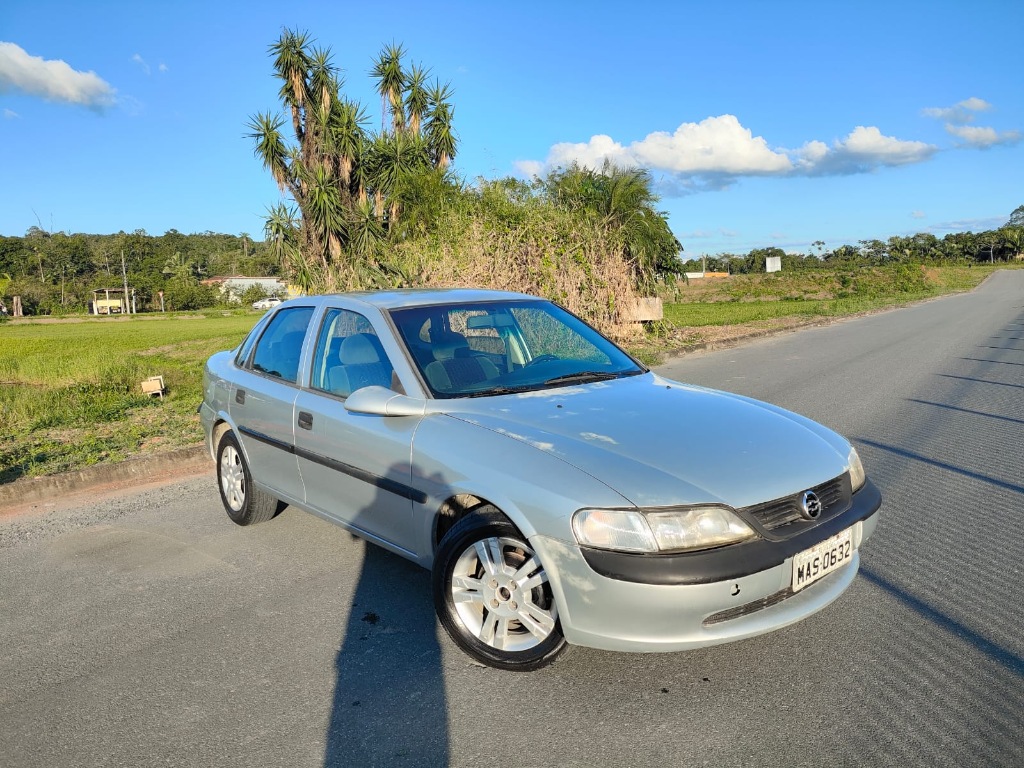 Chevrolet Vectra GL GASOLINA MPFI    1999
