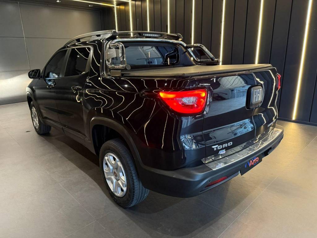 Fiat Toro Freedom 1.8 16v flex aut.    2017