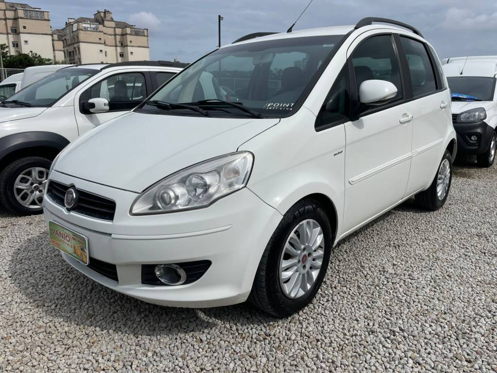 Fiat Idea Essence Dualogic 1.6 Flex 16v    2012