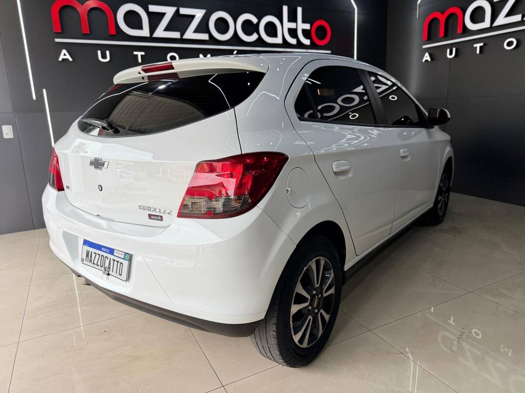 Chevrolet Onix 1.4 8v    2014
