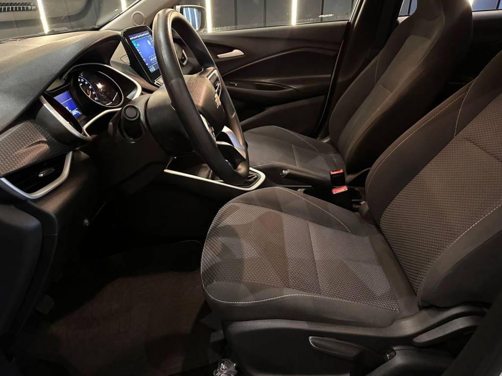 Chevrolet Onix Hatch lt 1.0 12v flex 5p mec.    2025