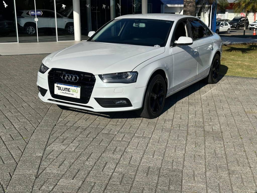 Audi A4 AUDI I/ A4 LM 170CV    2015