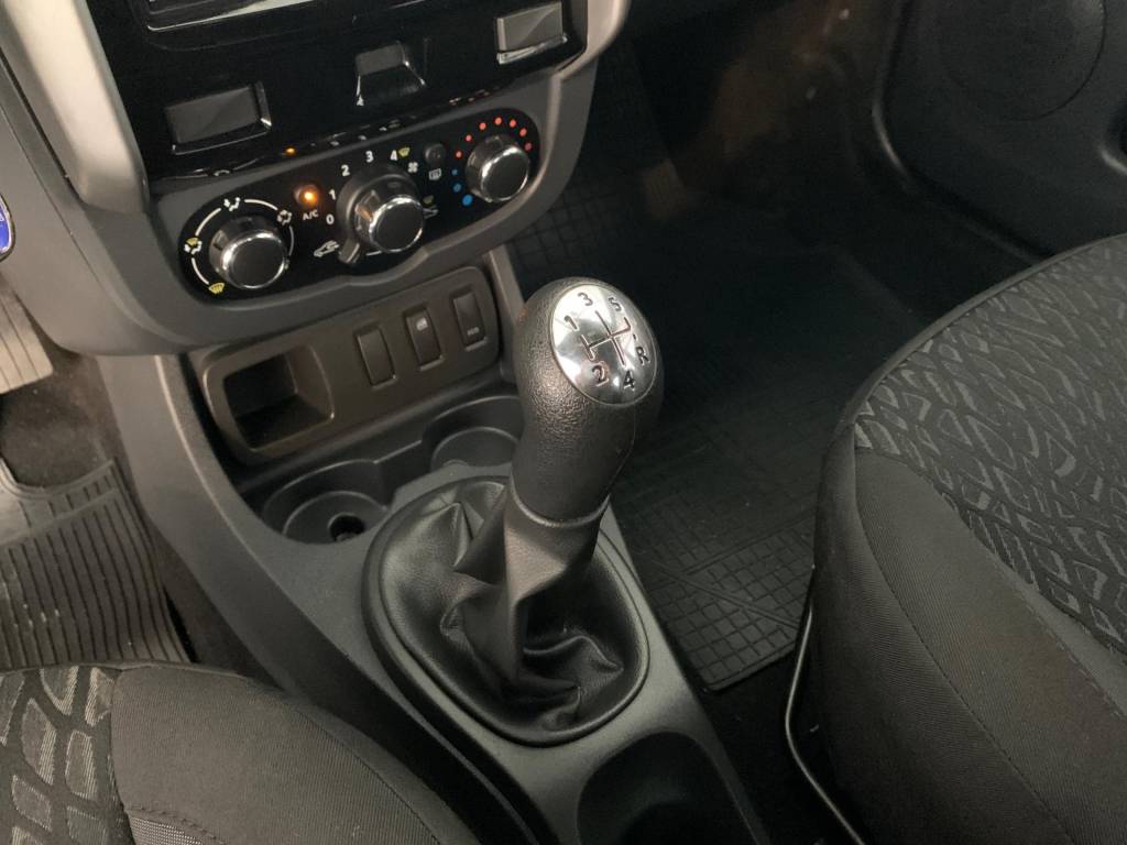 Renault Oroch 16 4X2    2020