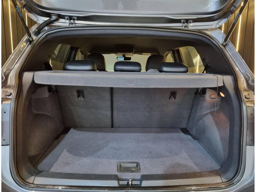 Volkswagen T-Cross Highline 250 tsi 1.4 flex 16v 5p automático.    2020