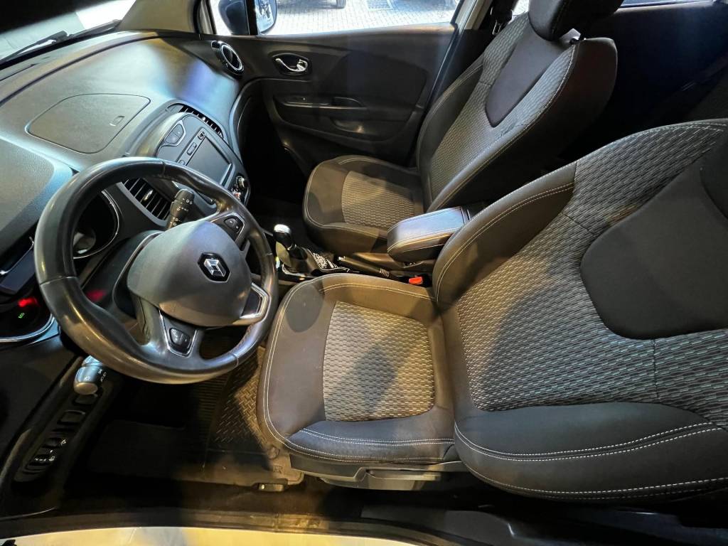Renault Captur 1.6 life at    2019