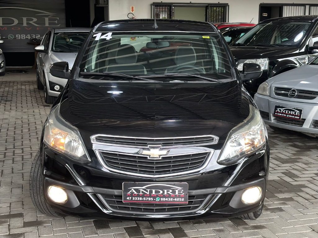 Chevrolet Agile Ltz easytronic 1.4    2014