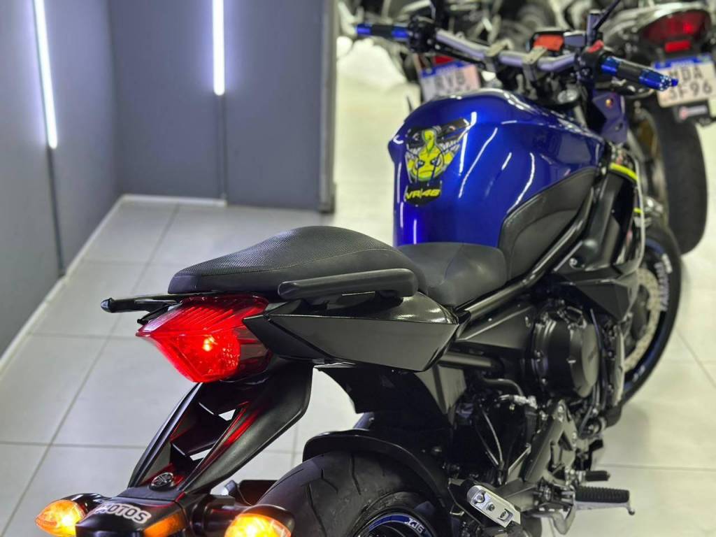 Yamaha XJ6 N abs    2018