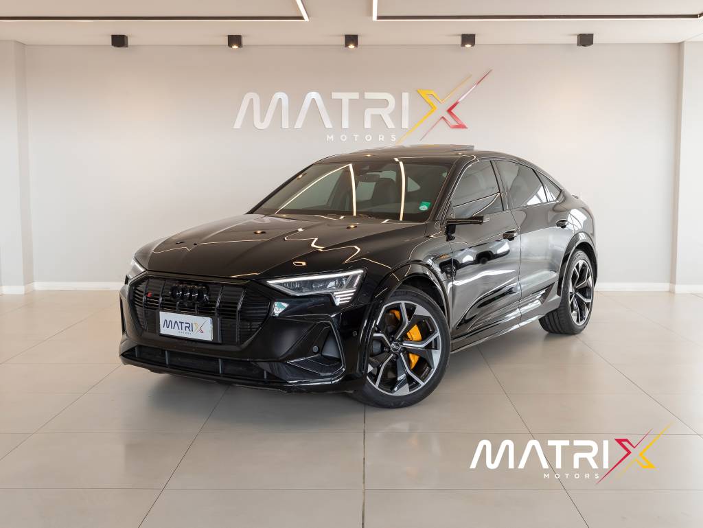 Audi Q7 (Elétrico)    2023