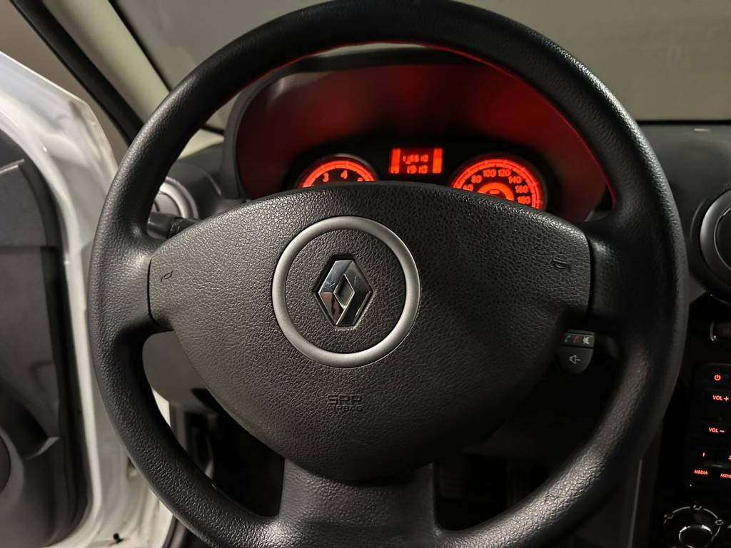 Renault Sandero 1.0 expression hi-flex    2014