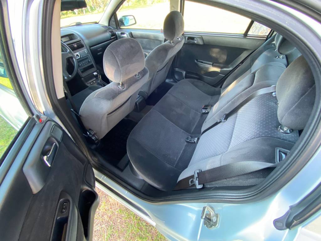 Chevrolet Astra     2010