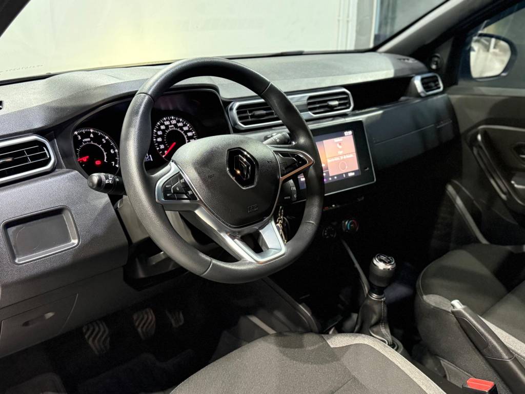 Renault Duster Zen 16    2023