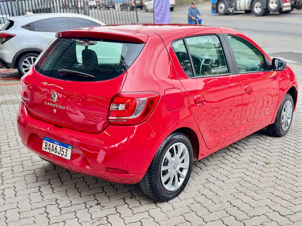 Renault Sandero 1.0 16v    2016